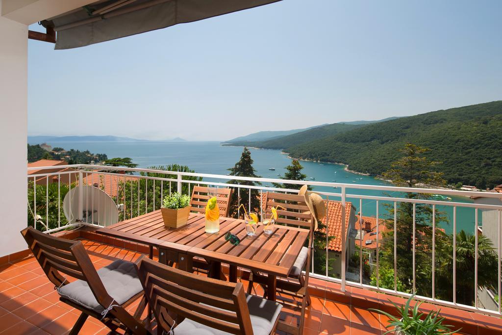 Ana Apartment Rabac Esterno foto